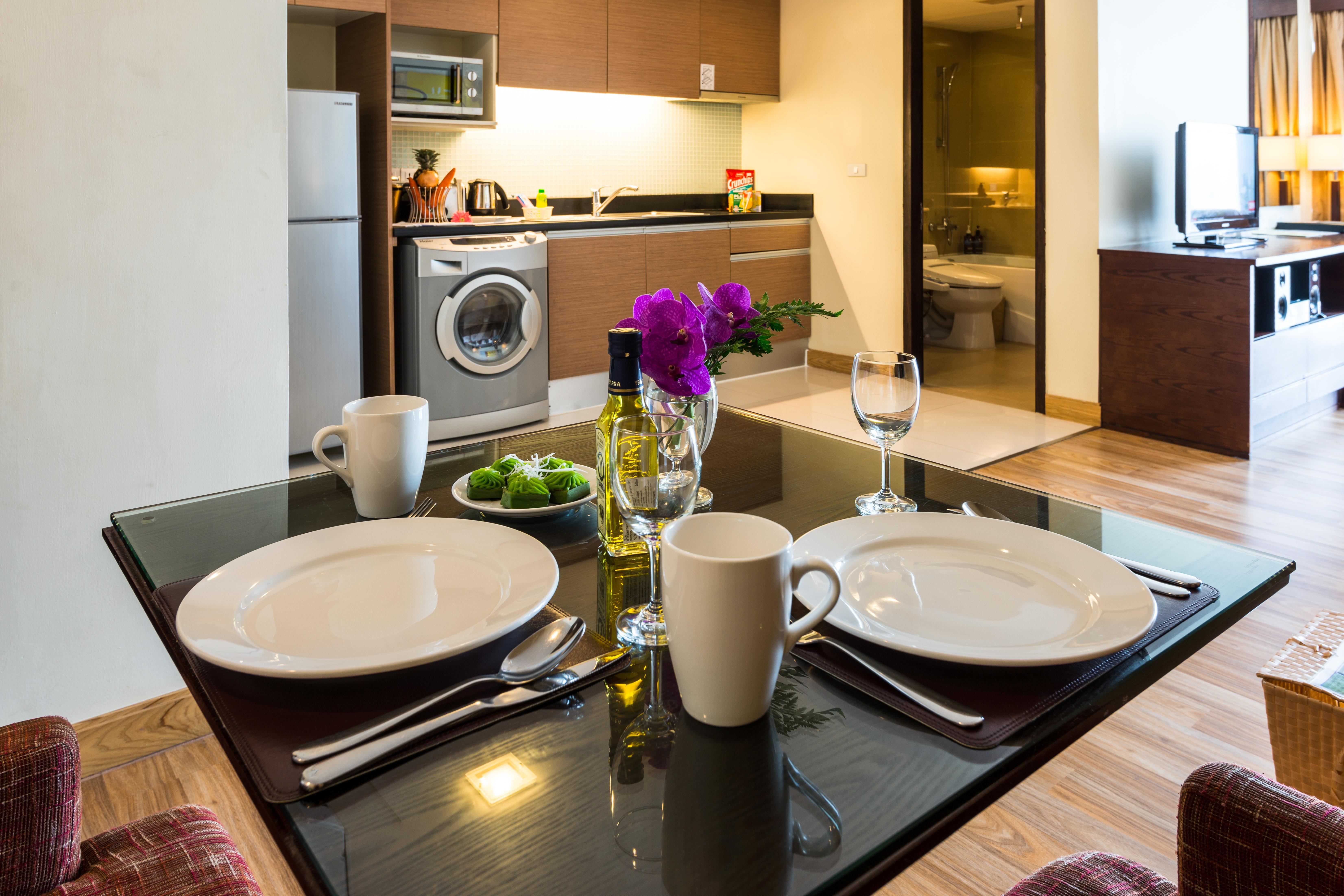 Lohas Residences Sukhumvit 2 Bangkok Bagian luar foto