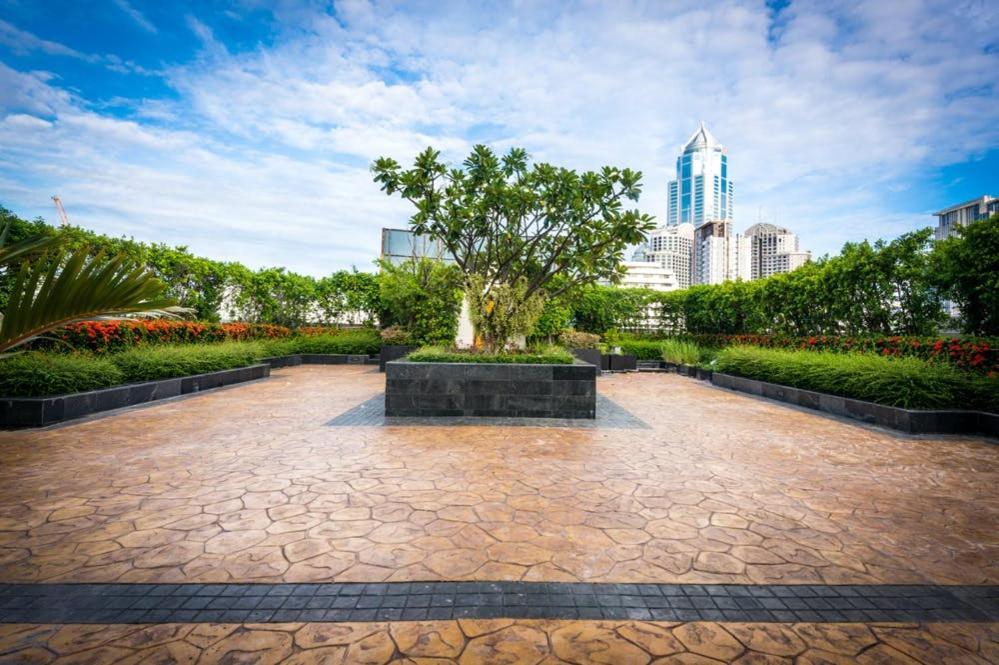 Lohas Residences Sukhumvit 2 Bangkok Bagian luar foto