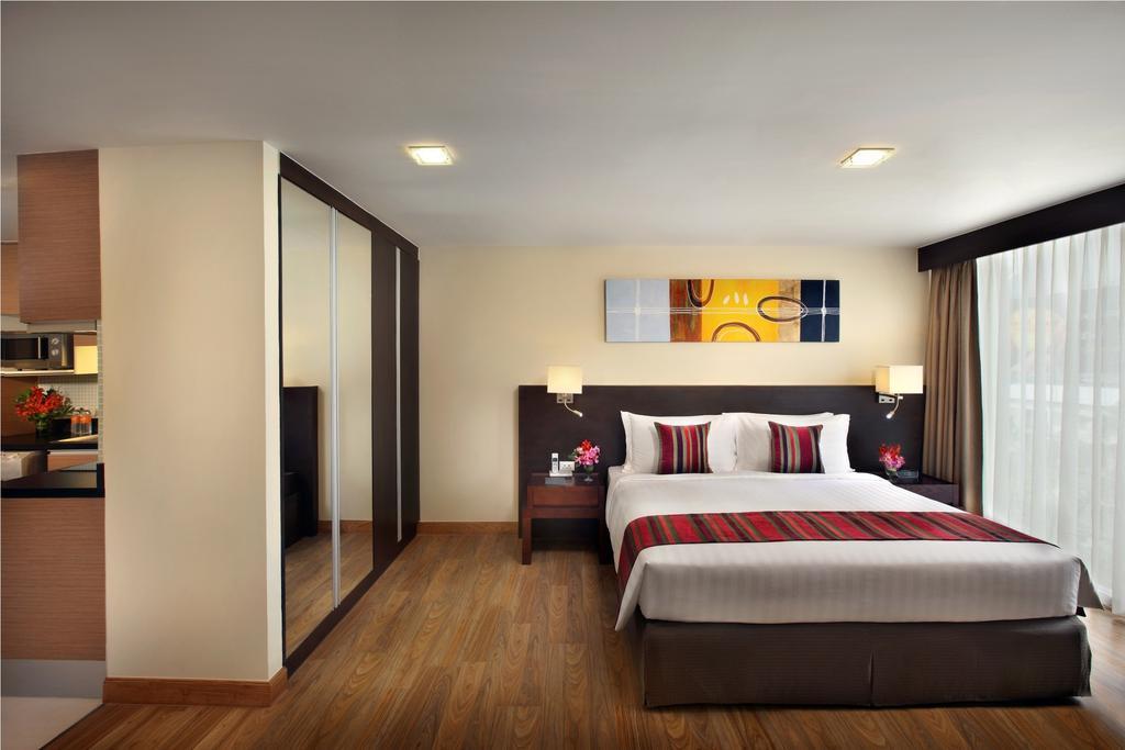 Lohas Residences Sukhumvit 2 Bangkok Bagian luar foto