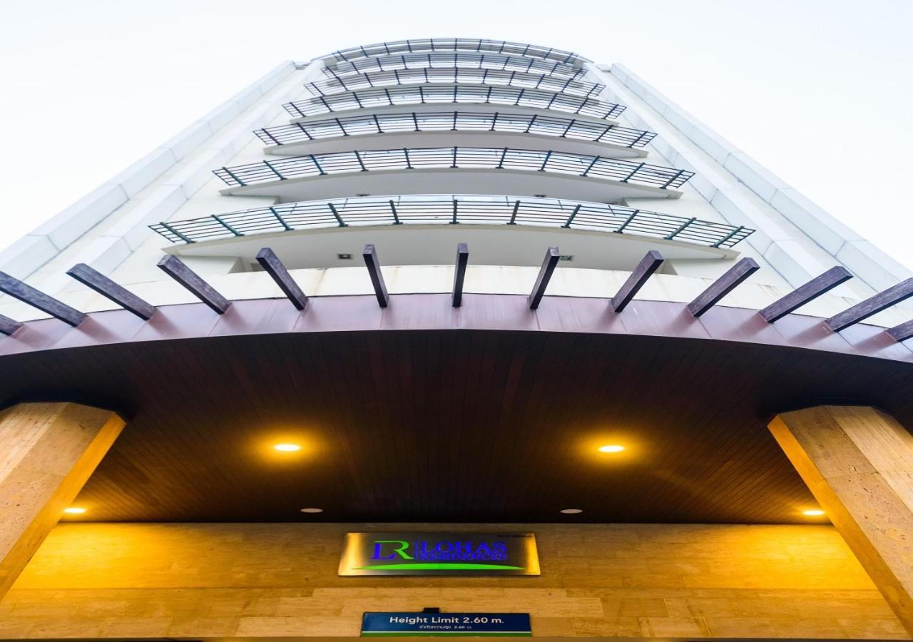 Lohas Residences Sukhumvit 2 Bangkok Bagian luar foto