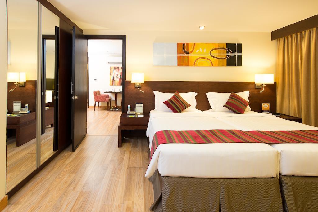 Lohas Residences Sukhumvit 2 Bangkok Bagian luar foto
